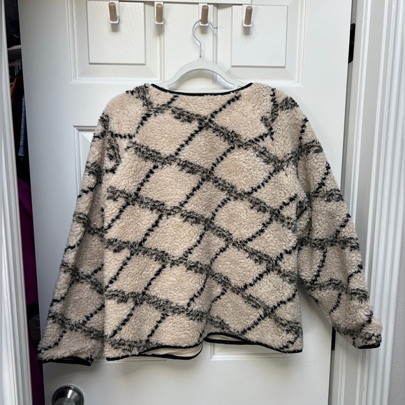 Joie Suzana Faux Shearling Jacket - Picture 5 of 5